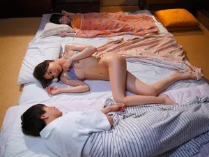 Thằng con hư nện bạn của mẹ