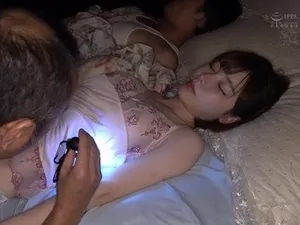 Mất sức mỗi ngày khi thuê được em nô lệ ngon ngọt